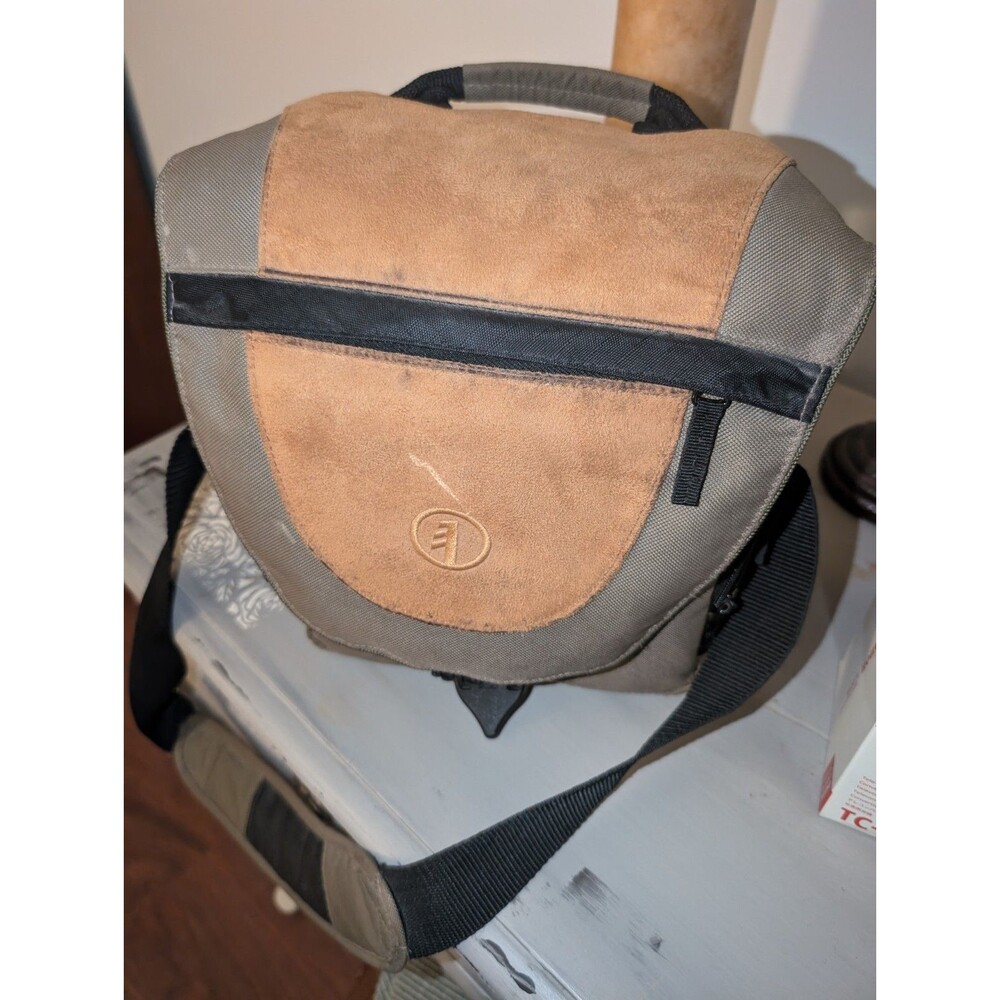 Tamrac Camera Case Messenger Desert Khaki Leather Shoulder Strap EUC